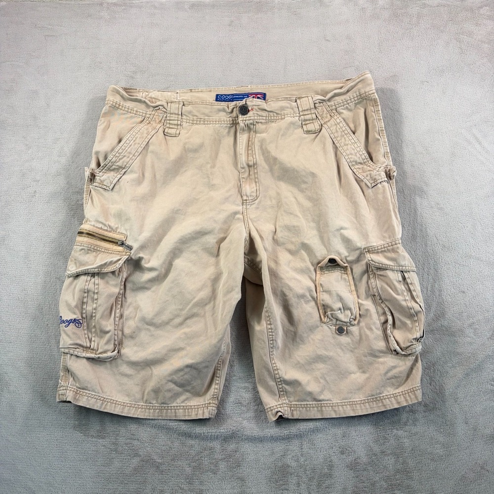 Vintage Coogi Australia Paratrooper Cargo Shorts in Beige‎ Men 48 Distressed Y2K